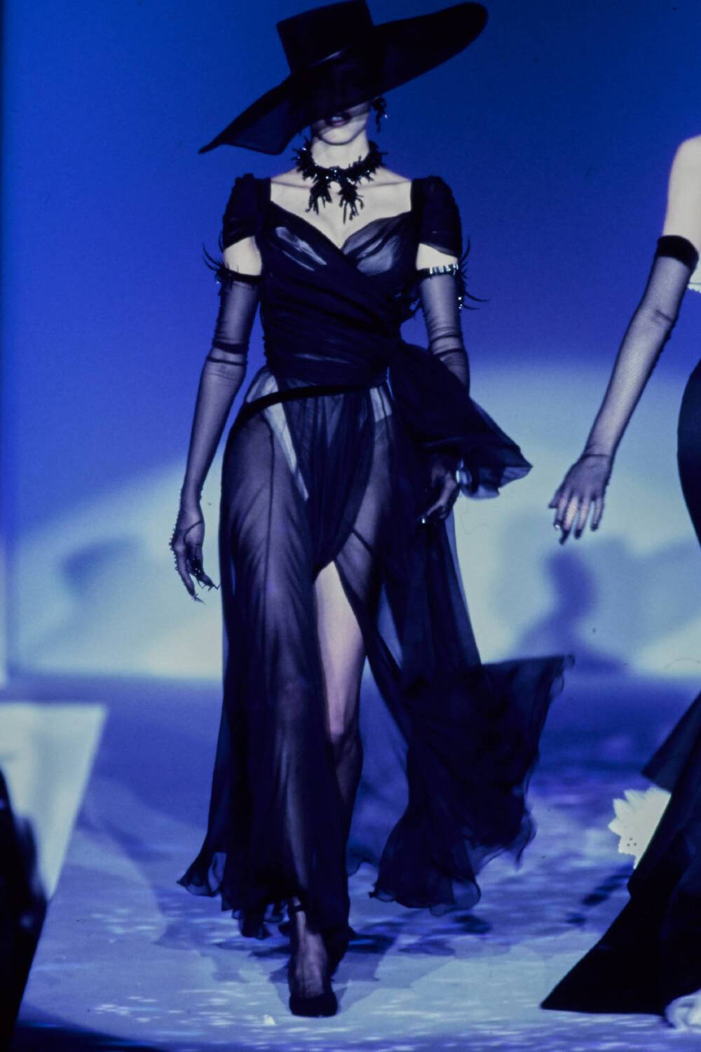 Thierry Mugler Spring 1997 ???