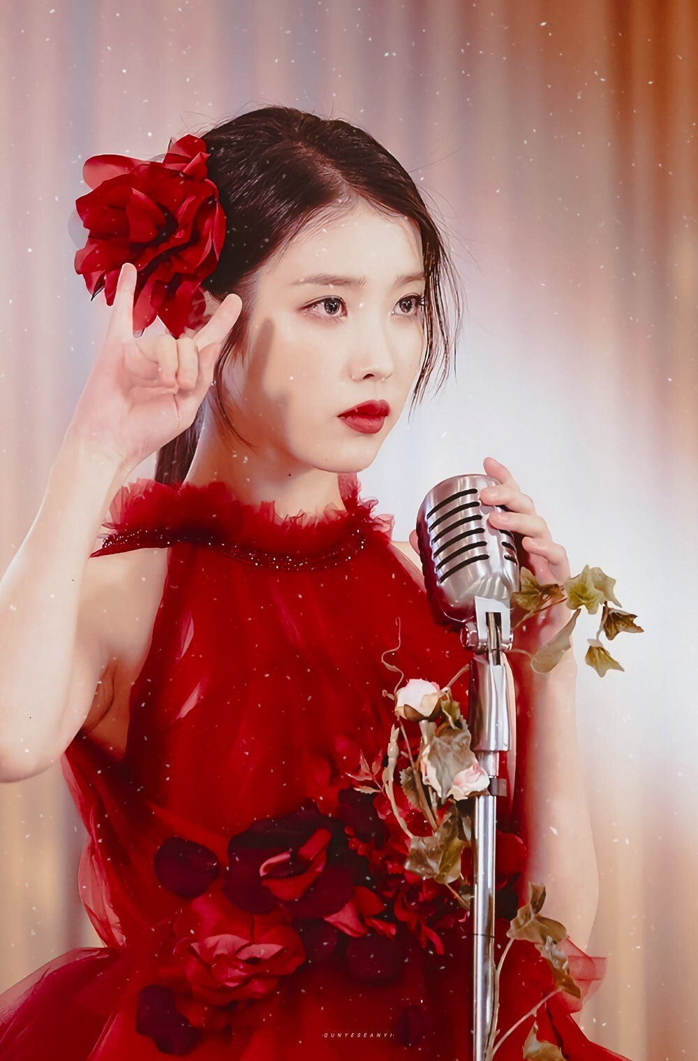 #IU##iu李知恩正规五辑lilac#
My lover ​请你把我的星河长明 · iu ​​​
cr@小闲星斗tsuki