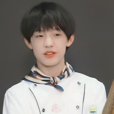 “小宝一定要出道啊”
原截好像是江乐棠叭（我不确定啊，错了记得和我说）
苏粟粟/张泽禹