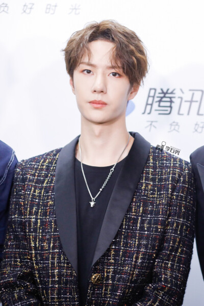 190712 天津见面会群访 @UNIQ-王一博 cr:logo ​​​