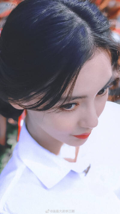 【侵权删】这里是Angelababy（杨颖）的美图啦~可甜可盐可飒你值得拥有哦！
我在豆蔻年华遇见你，想要陪你好多好多年。（图源很广，带水印，只是个人集baby美图）