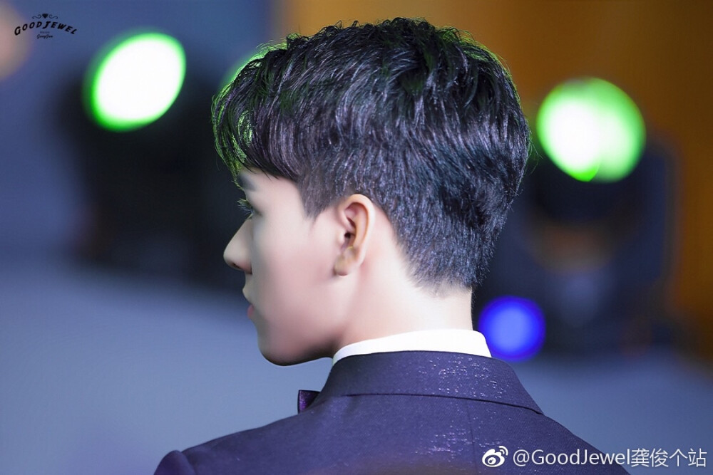 龚俊
©GoodJewel·龚俊个站