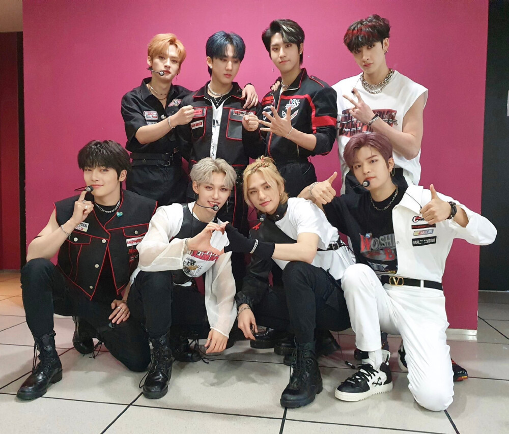 StrayKids 方灿、李旻浩、徐彰彬、黄铉辰、… - 高清图片，堆糖，美图壁纸兴趣社区