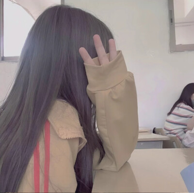 很多人对你感兴趣 但没有人执着于你