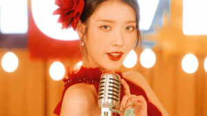 IU♬ 李知恩