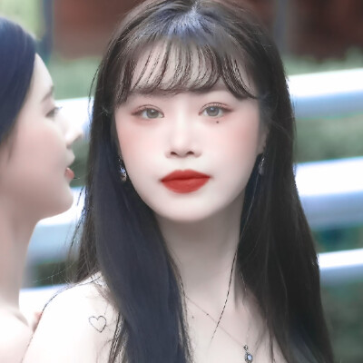  ▪Soojin
○前髪がかわいい
♢ふにゃふにゃ
原©®STILLLOVEU_kr
二传标明池肆染