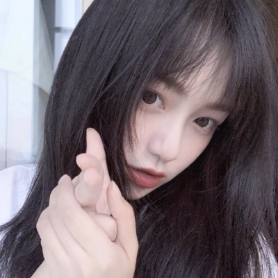 女生头像ɜ:老娘一个人也能活的很精彩~