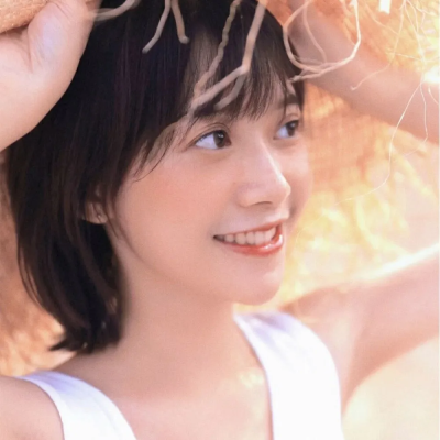 女生头像ɜ:老娘一个人也能活的很精彩~