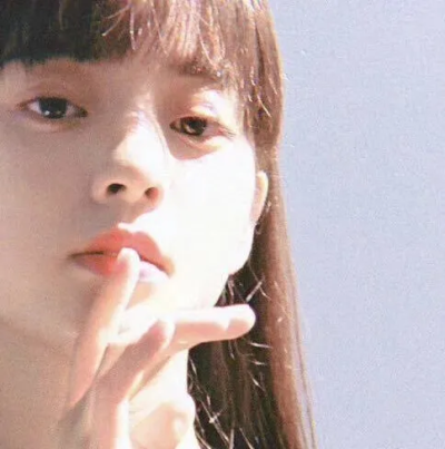 女生头像ɜ:老娘一个人也能活的很精彩~