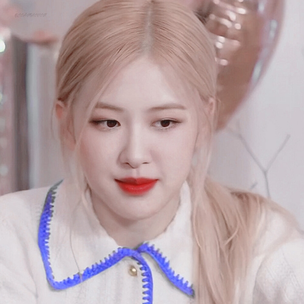 ► 朴彩英头像
原顾芷梦