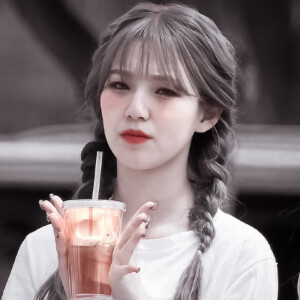 
    ：热恋105℃

  /白知宪/
原 GirlGroupCD