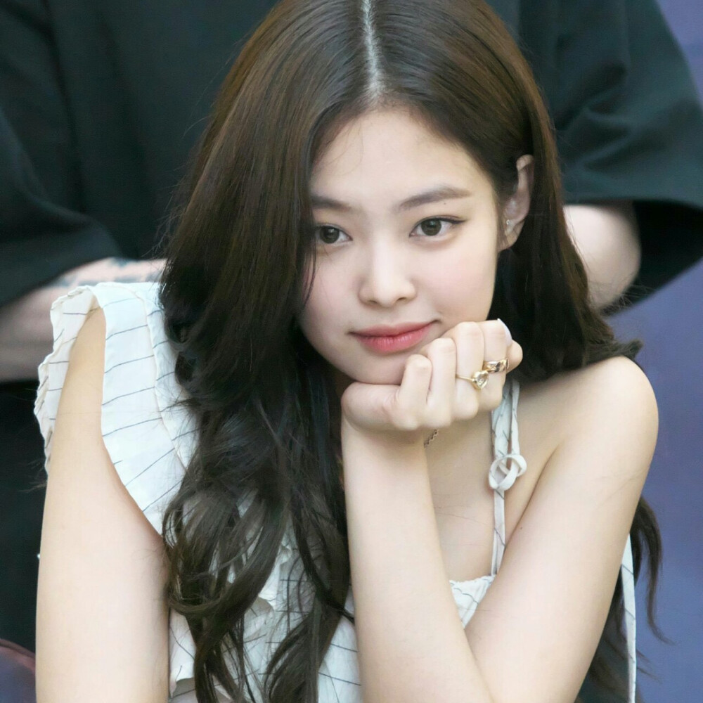 Jennie
cr.TadyDotCom