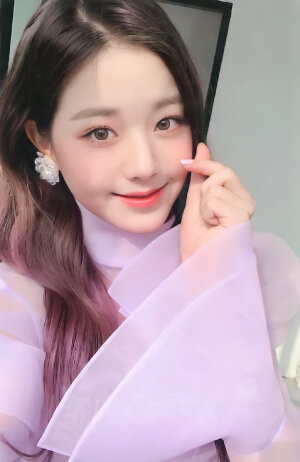 张元英