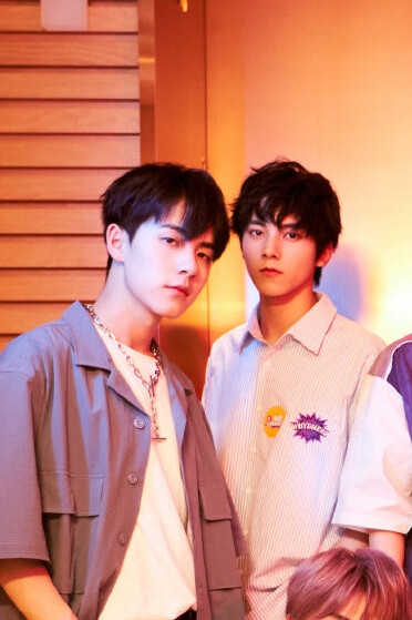 07/14 #SKY扫楼##明星特别任务# 终于又有合照了