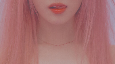 IU | LILAC扫图
cr:窥见银河星雾