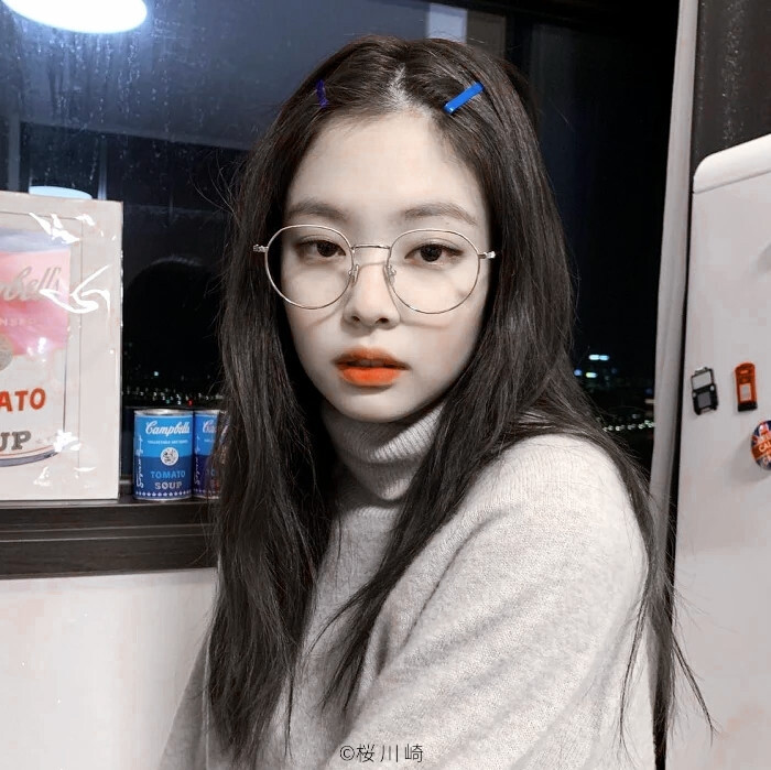 -“其实我的冷漠不是天生的”
▪JENNIE│原截雾礼