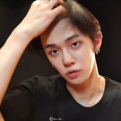 崔然竣（YeonJun）vapp直播自截图