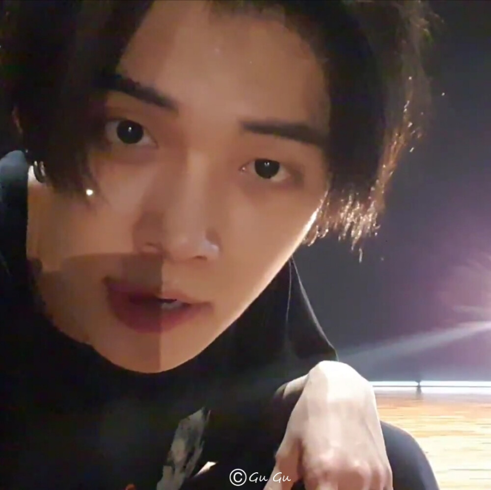 崔然竣（YeonJun）vapp直播自截图