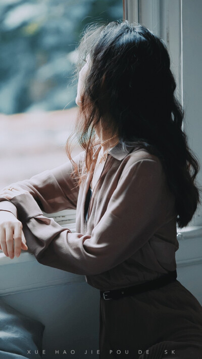 #赵丽颖# X#赵丽颖慵懒风大片#
空 谷 幽 兰
赵丽颖｜壁纸 18p
cr@学好解剖的SK