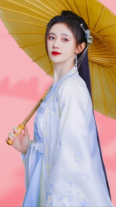 如意芳霏，傅容，鞠婧祎