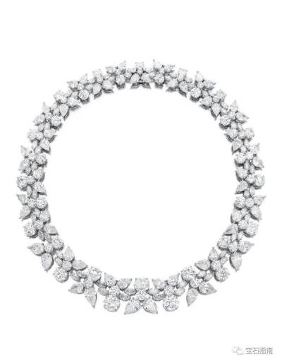 Holly Wreath'钻石项链2020
Harry Winston
估价：8,000,000 - 12,000,000 HKD
成交价：9,855,000HKD