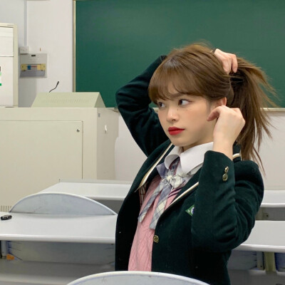 可二改/女头 简介。