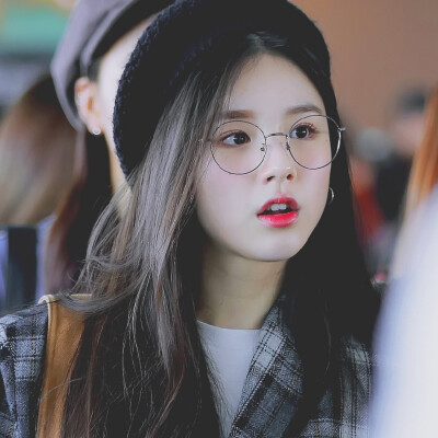 田姬振套图可二改*5p
注明iceyose_