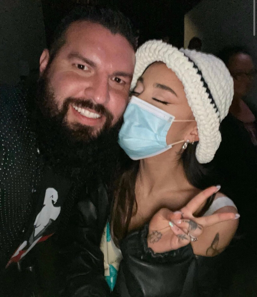 ArianaGrande
观看擦妈Christina Aguilera今晚在洛杉矶举办的Hollywood Bowl演唱会