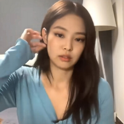 jennie
标注艾琳