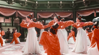 橙光素材︱古风
使用︱二传 备注云中有居
拿图点赞或评论