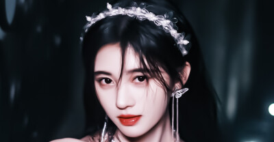 鞠婧祎橙光素材
禁二转二改，抱图dd/收藏，使用注明林乔笙