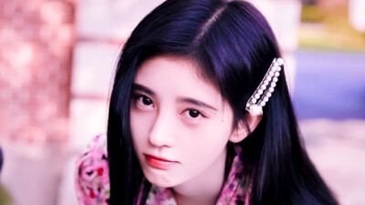 鞠婧祎橙光素材
禁二转二改，抱图dd/收藏，使用注明林乔笙