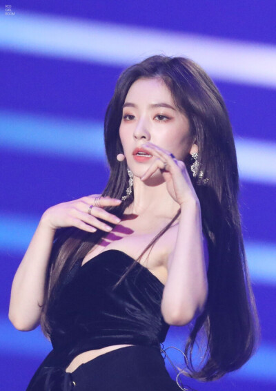 lisa裴珠泫rosieblackpink壁纸少女心身材美女壁纸