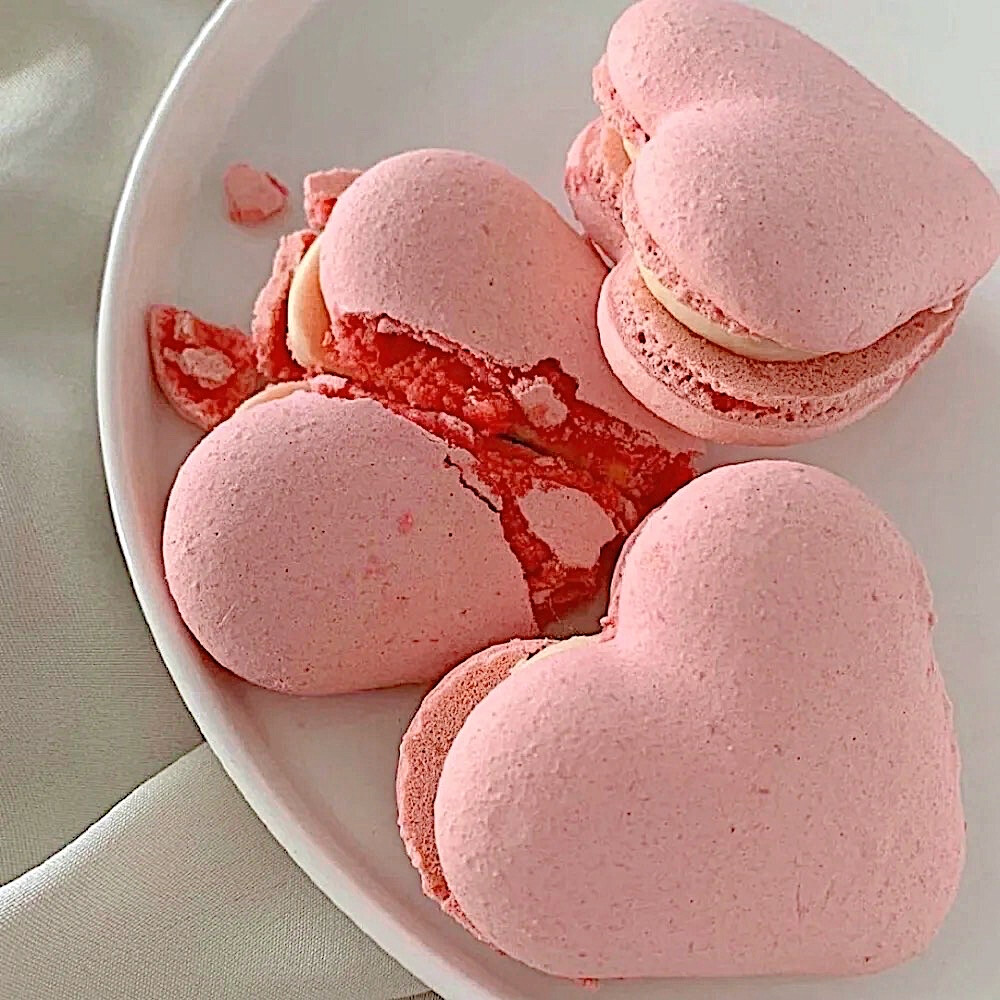 田姬振 金千颂
//甜言蜜语要说给左耳听