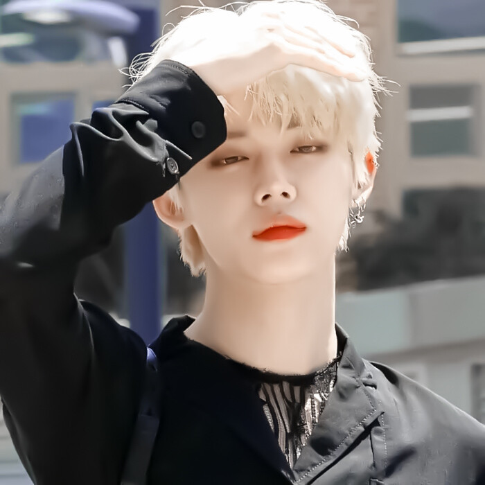 ►崔然竣/崔连准.
“跳过恋爱的所有繁琐工序，所以，我们结婚吧.”
截.江晞