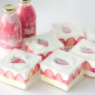 イチゴケーキはsanaほど甘くないです!!!!＞＜