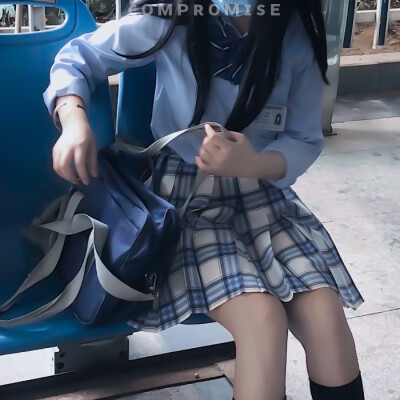 熟悉一下啦 Cᴏᴍᴘʀᴏᴍɪsᴇ是我的水印