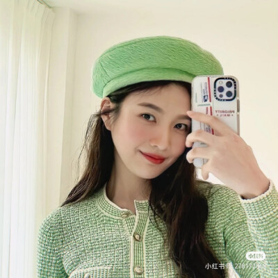 【procreat】板绘头像
人间青苹果｜JOY:HELLO