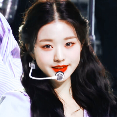 圆子真的可爱炸
原江晏