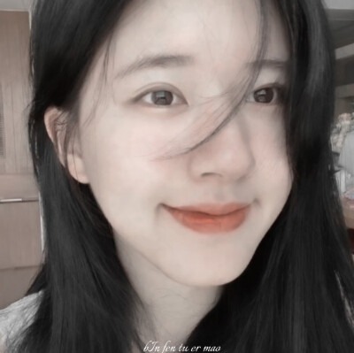 赵露思
dt缤纷兔耳帽