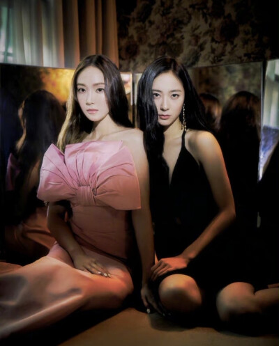 Jessica & Krystal