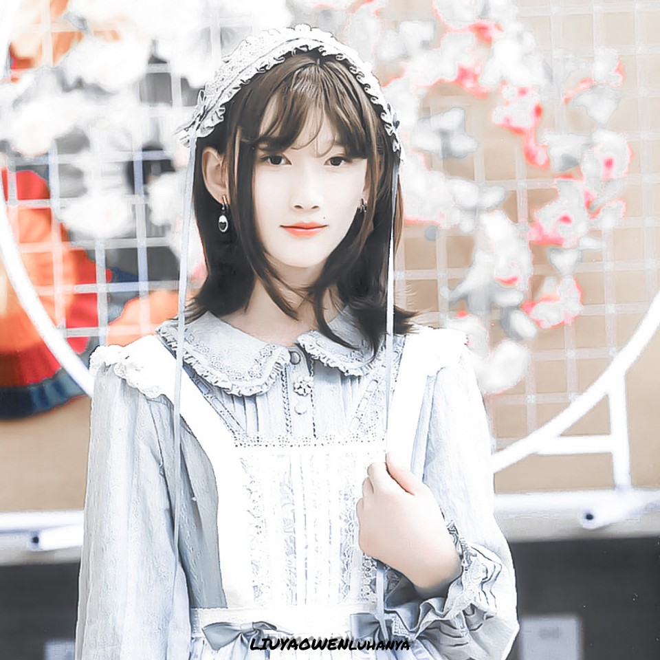 余宇涵苏新皓张极左航张峻豪朱志鑫扫图vb售楼大姐小剧场