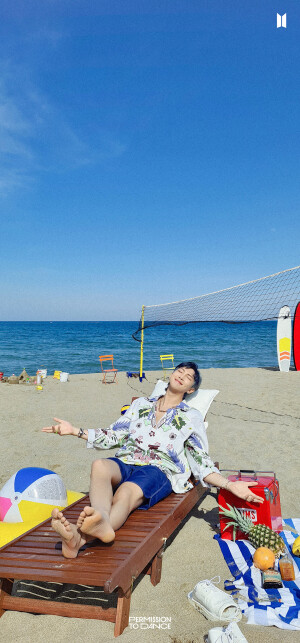 BTS♡
防弹少年团
夏日海边男友