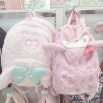 ⁽⁽ (♡ˊᵕˋ♡) ⁾⁾