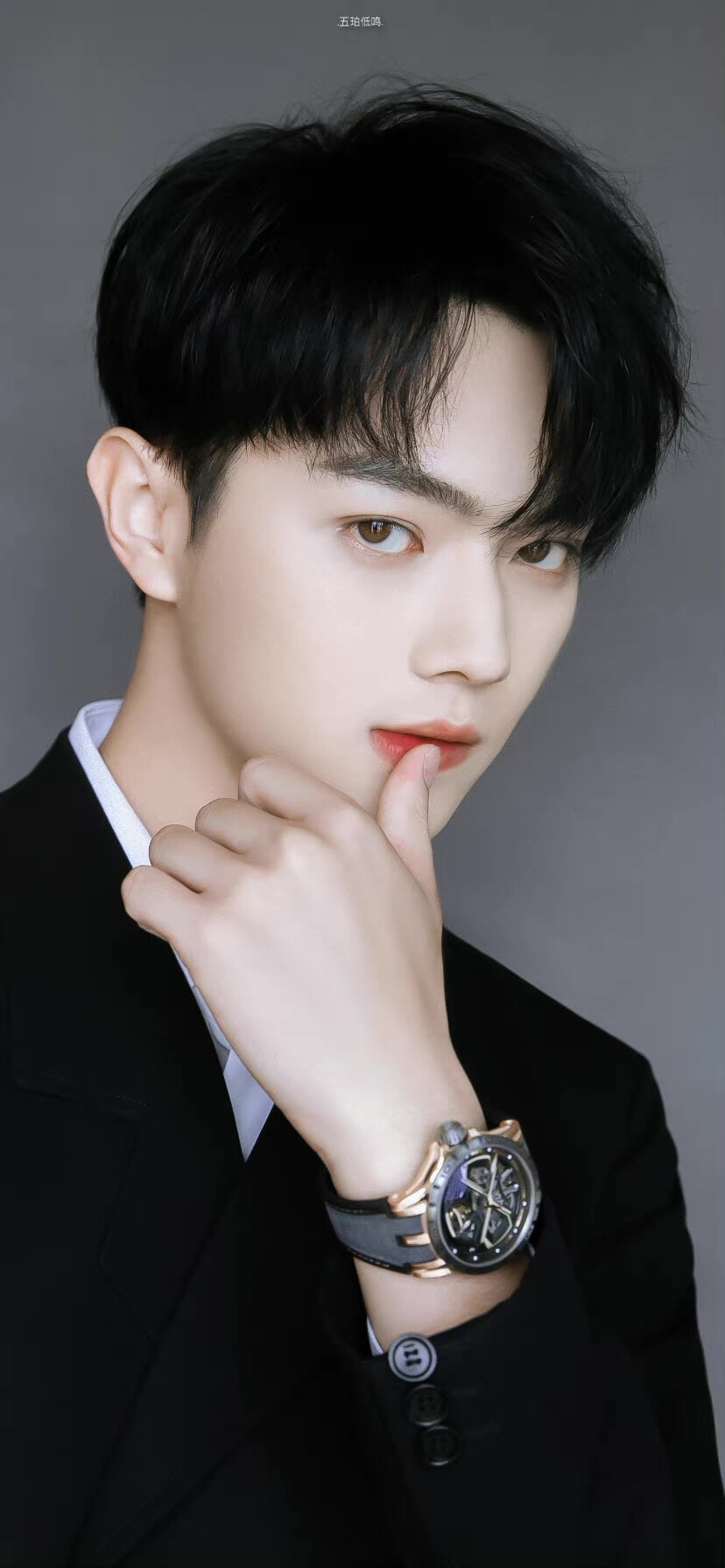 许凯 cr. 五珀低鸣