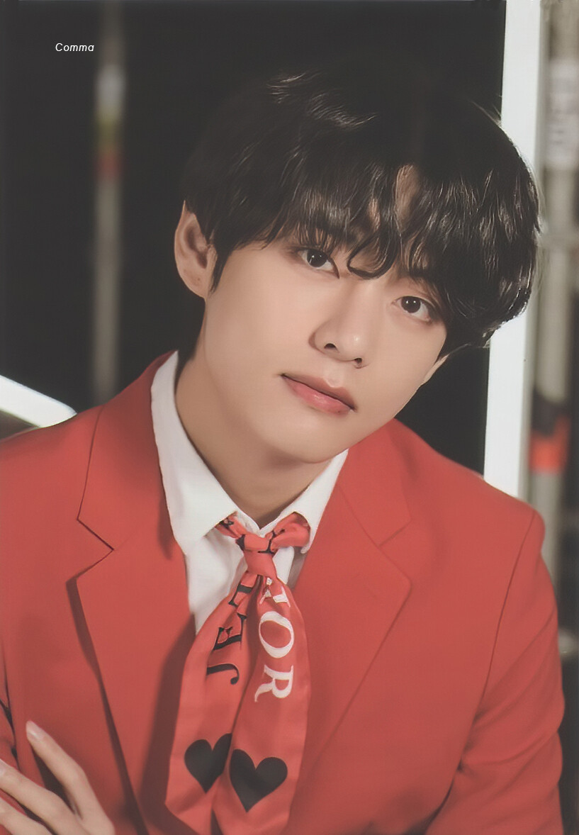 金泰亨 mots on:e mini photocard cr:comma_bts