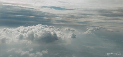 自摄，是一些很惊艳的clouds