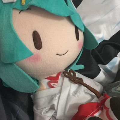 自截头像初音fufu 玫瑰云雾