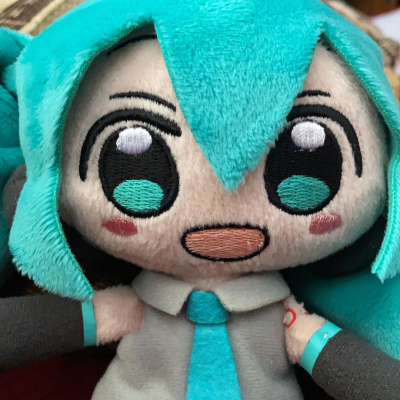 自截头像初音fufu 玫瑰云雾