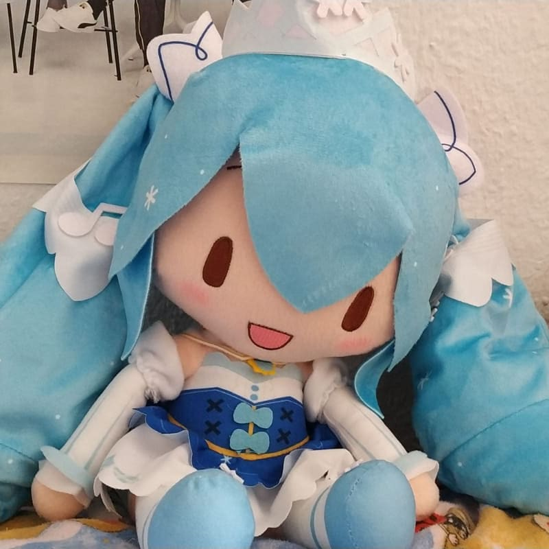 自截头像初音fufu 玫瑰云雾